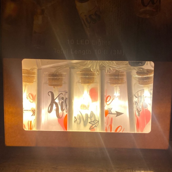 Valentine’s Day LED Love Notes String Lights, Kiss Me Love Me Lights, 10 Feet - Picture 2 of 9